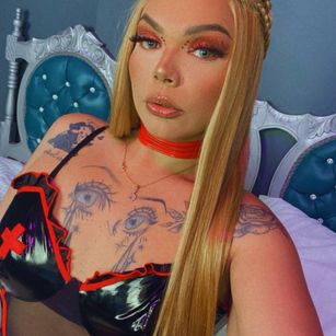 Model - Kinky Bunny cock