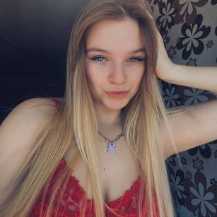 Model - LouiseMiler bdsm