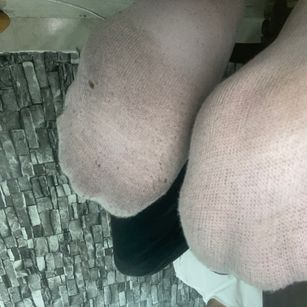 Model - srfindomfeet Money