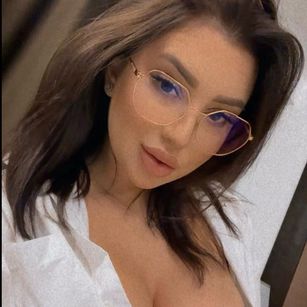 Model - AnnaSage findom