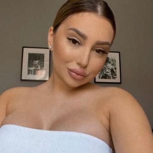 Model - AnnaSage teen