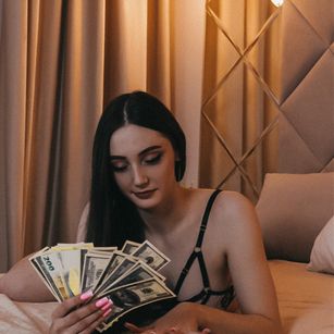 Model - Lexi smalltits