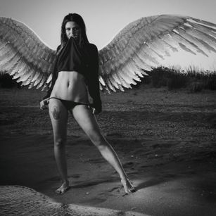 Model - Caty Brixx dance