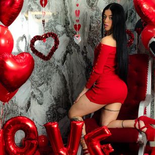 Model - GeorgiaParker juegoderol