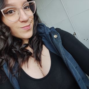 Model - Ruby Mendez latin