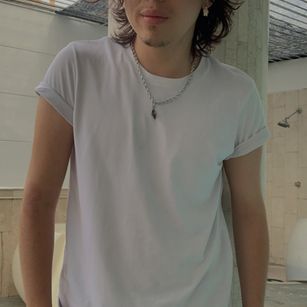 Model - Laden And Aroon feet