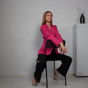 Model - PhoebeNathan nails