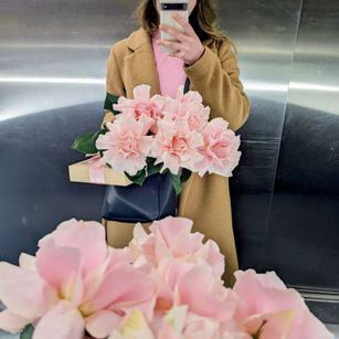 Model - Allison piercing