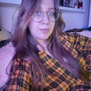 Model - Allison buttplug