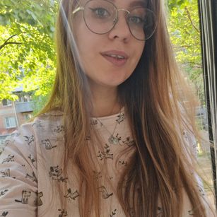 Model - Allison liveorgasm