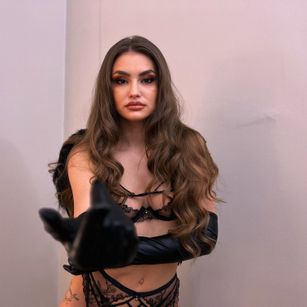 Model - LizzieGrey toys