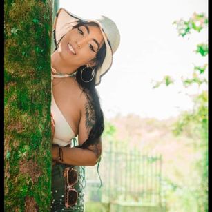 Model - Chloe Taylor tits