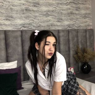 Model - Anna_Baker fastresponse