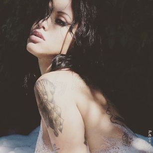 Model - Regan Reese fantasy