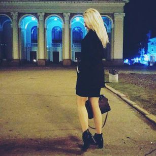 Model - NotBoringGirl blueeyes