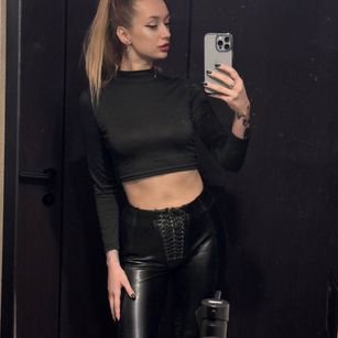 Model - MonicaMilz cuckold