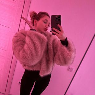 Model - MonicaMilz teen