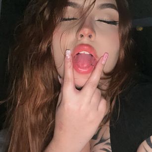 Model - Sofi Myers tattoos