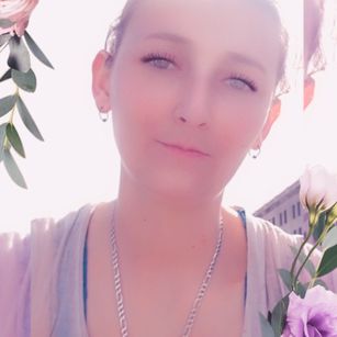 Model - Squirtenbabe tightpussy