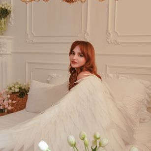 Model - CamillaLaws shy