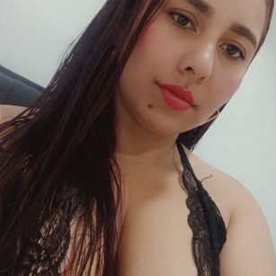 Model - paulina castro milf