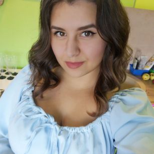 Model - Nina dominatrix