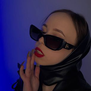 Model - Alise fetish