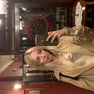 Model - NicoleNovak femdom