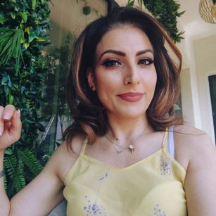 Model - LisaCroft bignipples