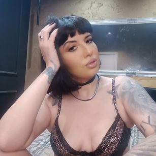 Model - Kyoto findom