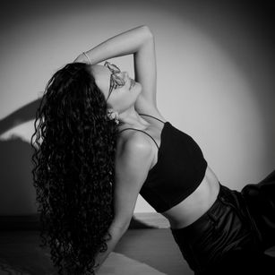 Model - Alaska Blue latina