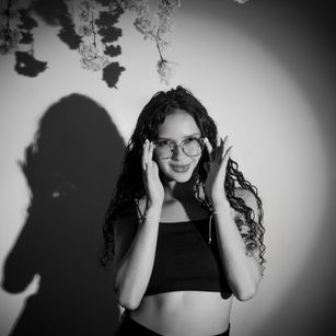 Model - Alaska Blue latina