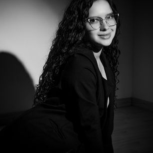 Model - Alaska Blue latina