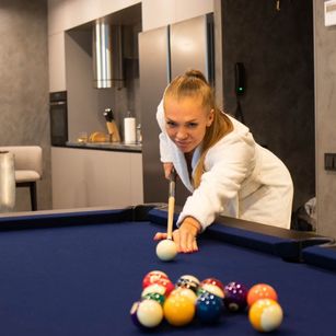 Model - KatyaPornstar mature