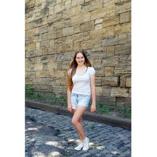 Model - Valerie Blonde