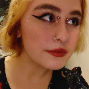 Model - Carofoxies young