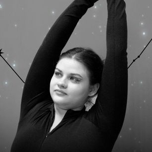 Model - Sue__Taylor curvy