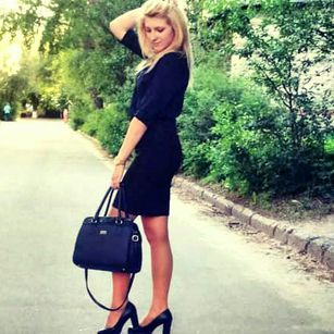 Model - NotBoringGirl behappy