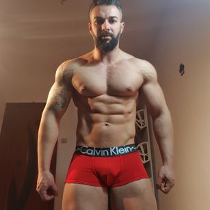 Model - MasterThanoss feet