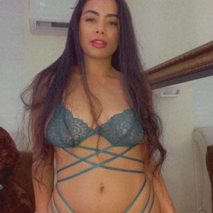 Model - AnnaKroes latina