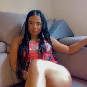 Model - AnnaKroes latina