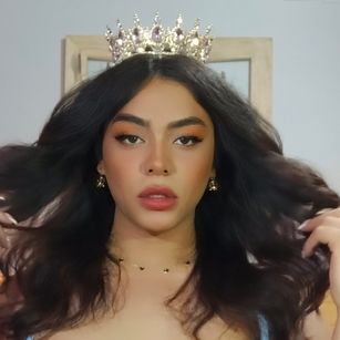 Model - ShaddaiC deepthroat