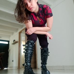 Model - Carmen Carmesi femdom