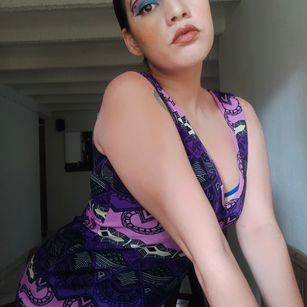 Model - Carmen Carmesi findom