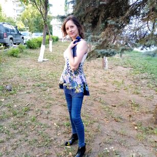 Model - AngelaRoxyx dance