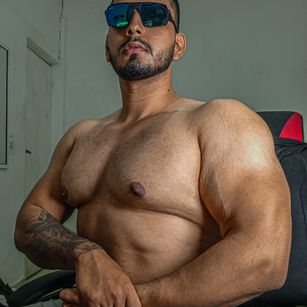 Model - alphadominant3 dominant