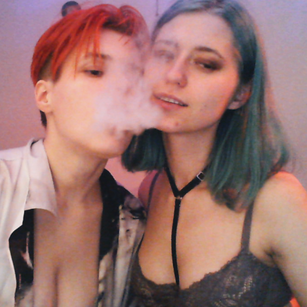 Model - Sophie and Ruby bigass