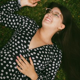 Model - Olivia Falcon joi