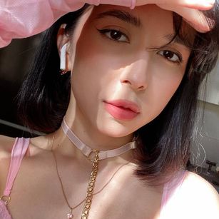 Model - Ni_Suri cute