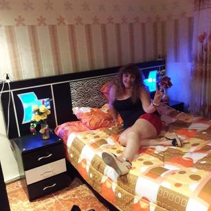 Model - KarenPretty friendly